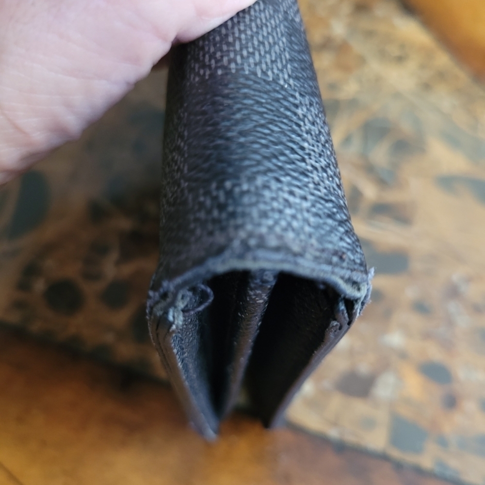 LOUIS VUITTON GRAPHITE LONG Wallet - Picture 6 of 9